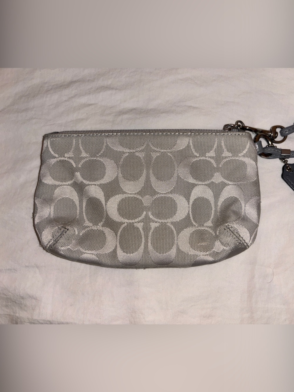 Coach Silver Gray Signature Clutch Wristlet - Picture 3 of 4